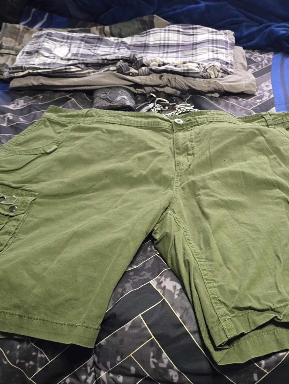 Active USA Olive Men's Cargo Shorts - Green
